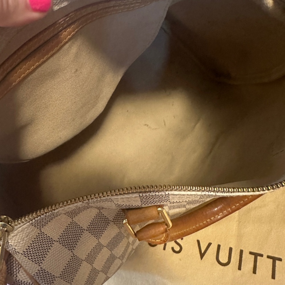 Louis Vuitton Damier Azur Speedy Excellent Condition - Picture 10 of 15